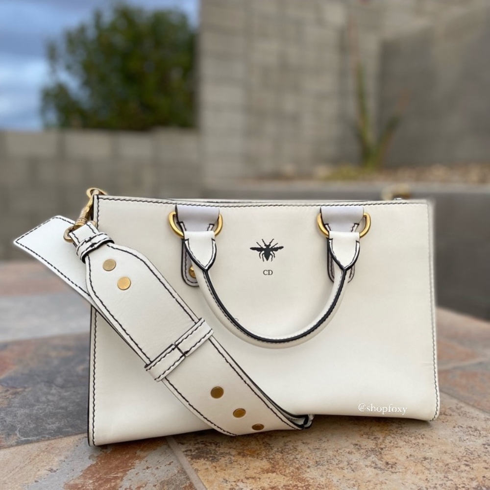 SOLD Christian Dior White Leather D-Bee Top Handle Bag - Picture 2 of 16